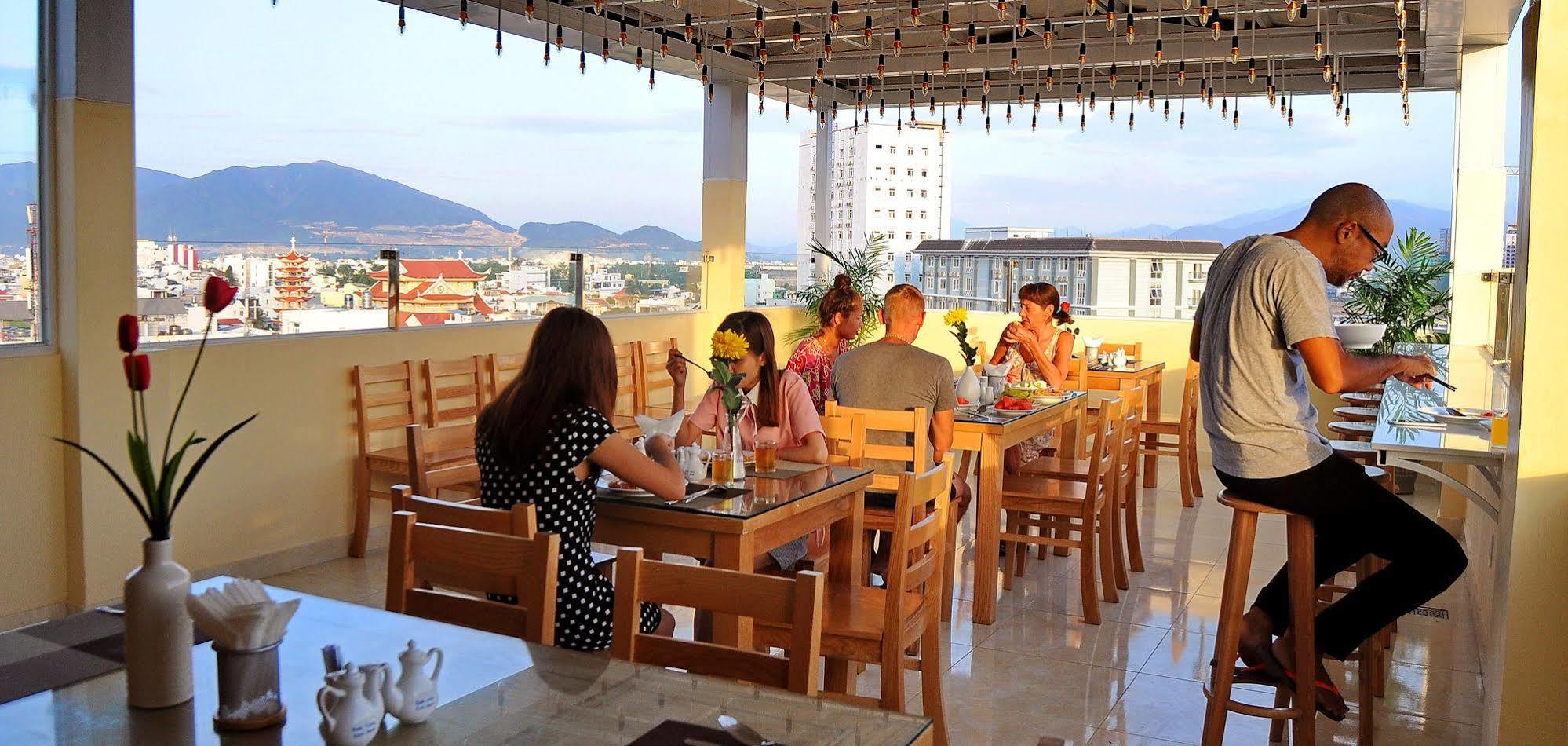 Yellow Sea Hotel Nha Trang Exterior photo