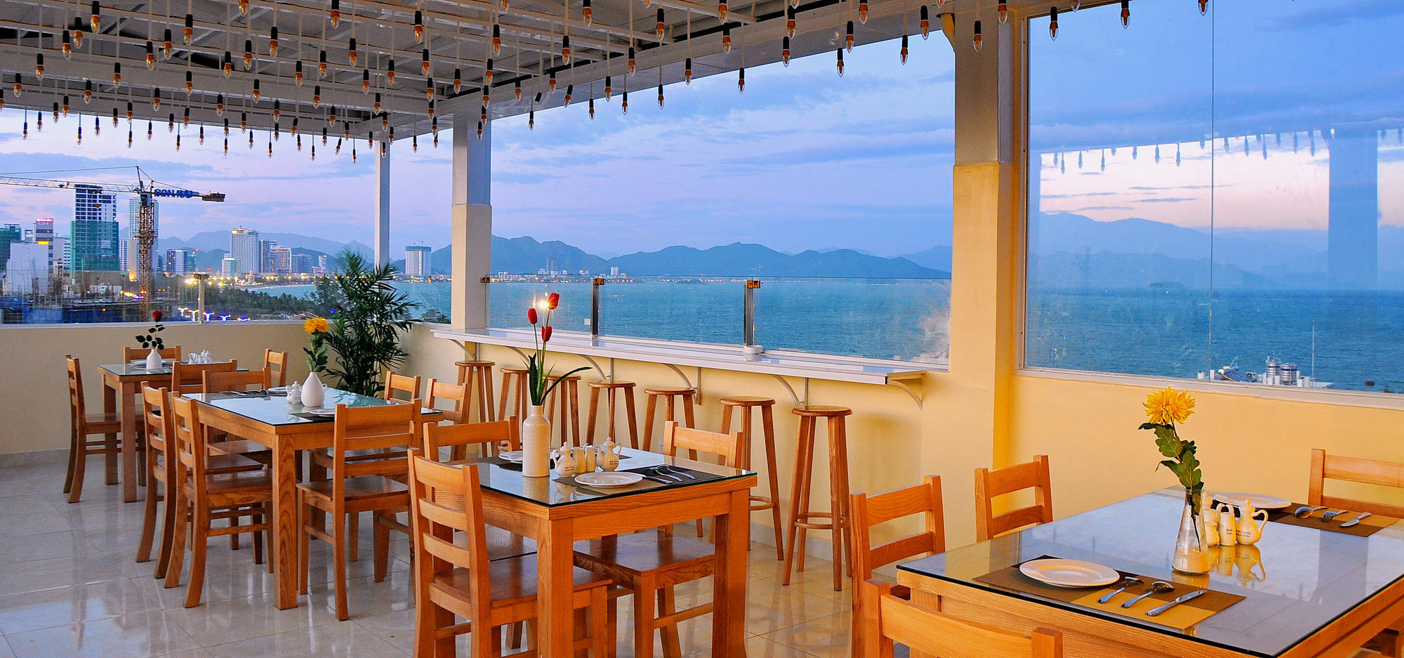 Yellow Sea Hotel Nha Trang Exterior photo